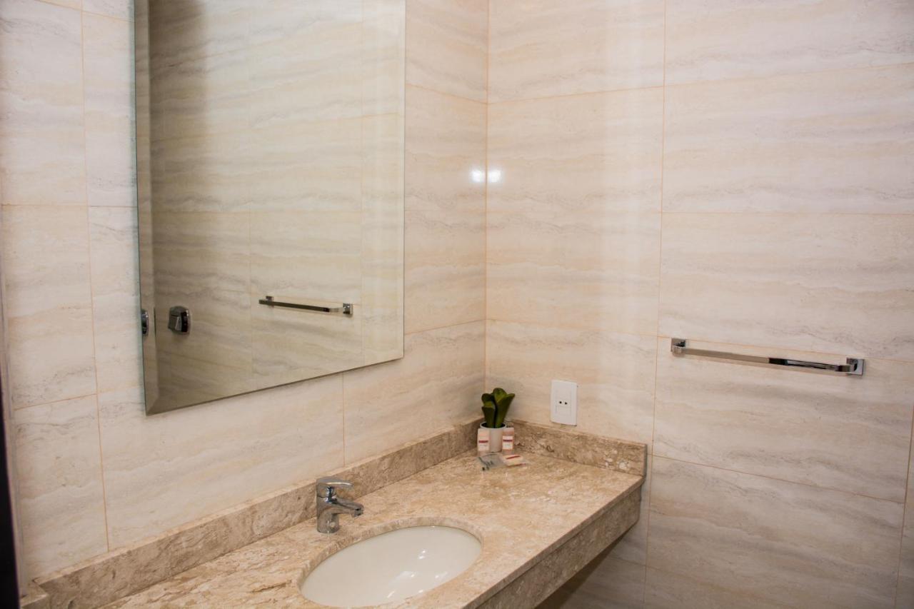 Serpyl Plaza Hotel Энкарнасьон Экстерьер фото